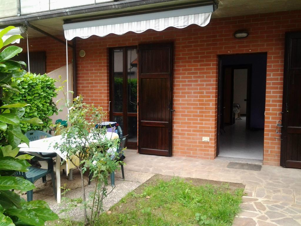 Villetta Rossini: Shared Apartment with Taxi Service Valbrembo Exterior photo