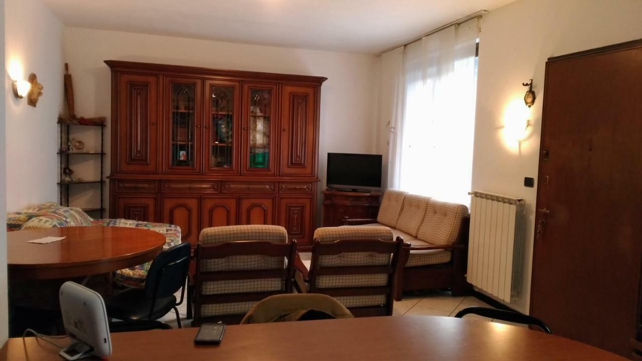 Villetta Rossini: Shared Apartment with Taxi Service Valbrembo Exterior photo